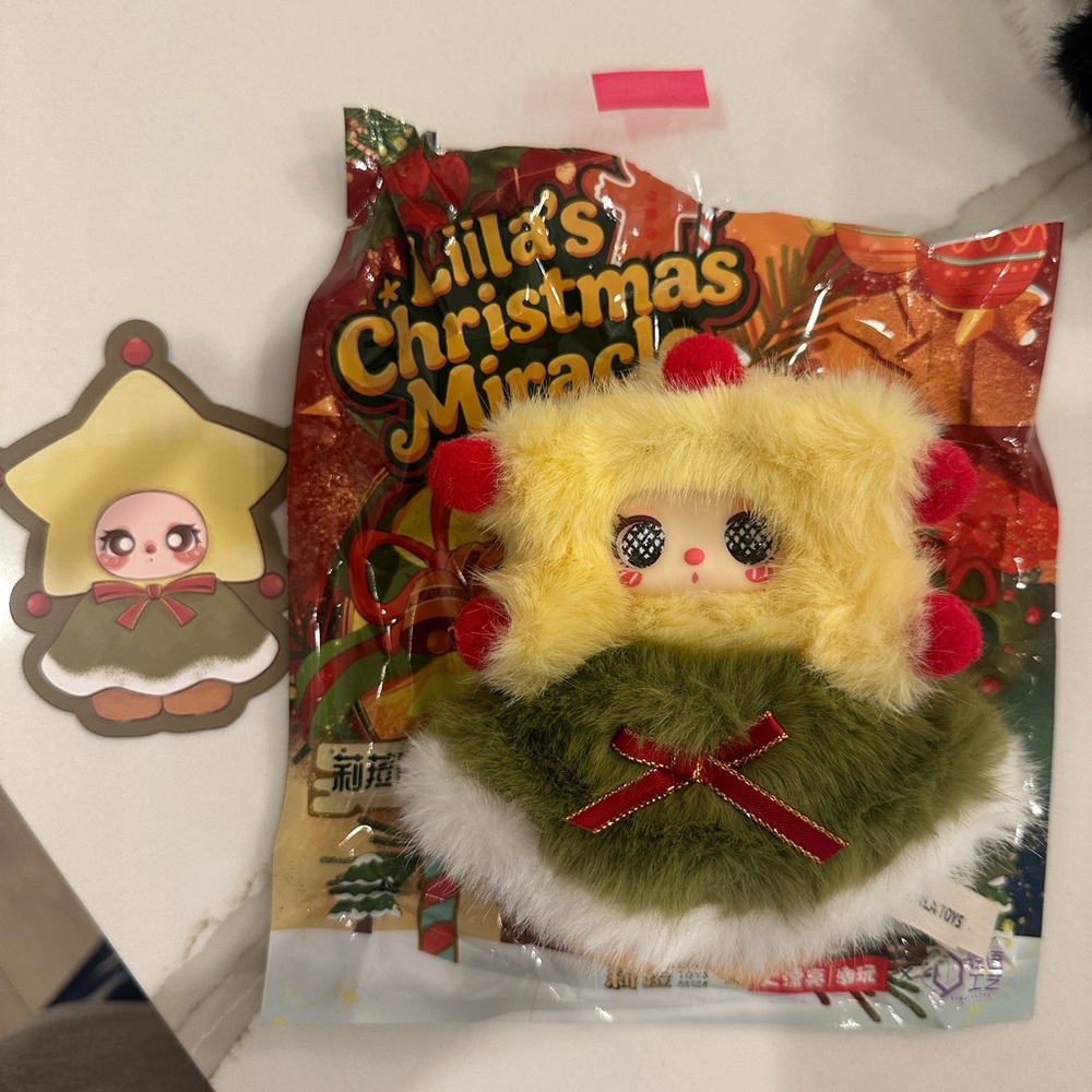 Liila’s Christmas Miracle Plush Pendant - Wish Star